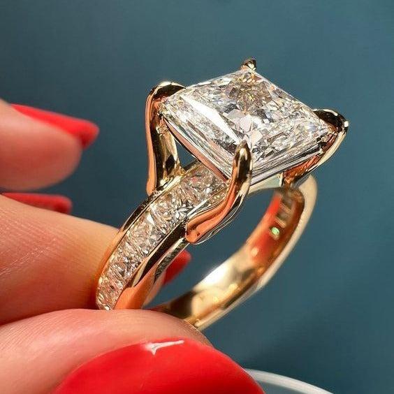 Classic Women's Vintage Simple Exaggerated Unique Ring