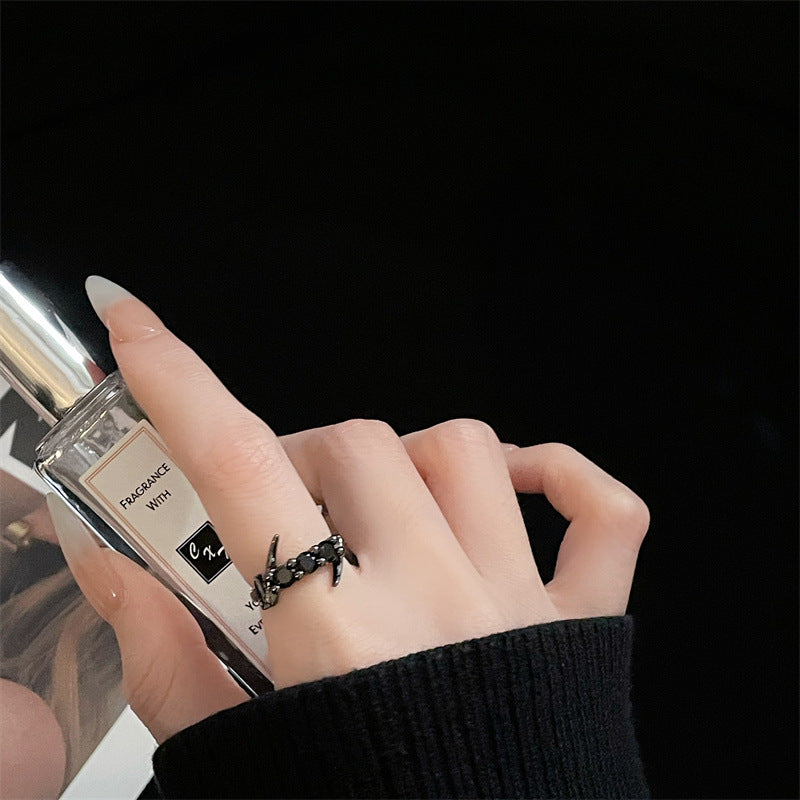 Women's Design Light Luxury High-grade Gang Drill Rings