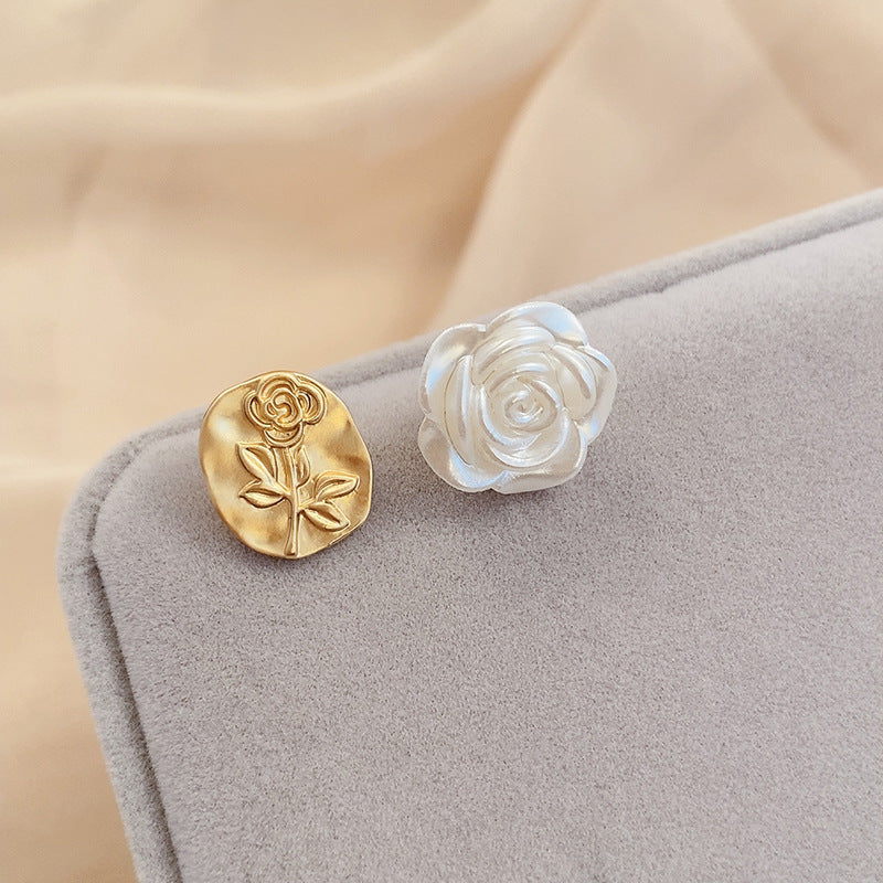 Light Luxury Sier Pin Pearl Niche Earrings