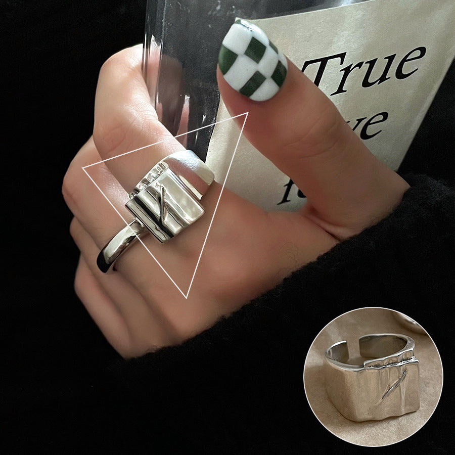 Women's Shaped Retro Stylish Water Drop Texture Rings