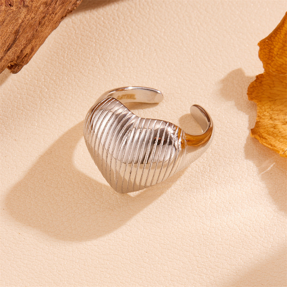 Trend Exaggerated Open Heart Striped Titanium Steel No Rings