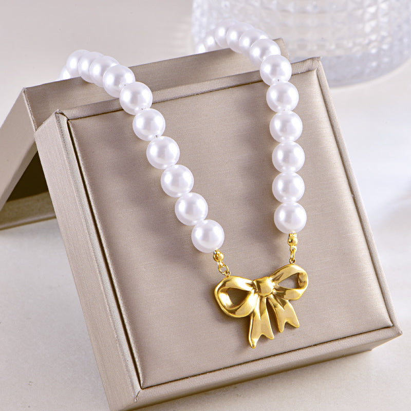 Women's Clavicle Chain Fully Jeweled Loving Heart One-word Buckle Titanium Necklaces