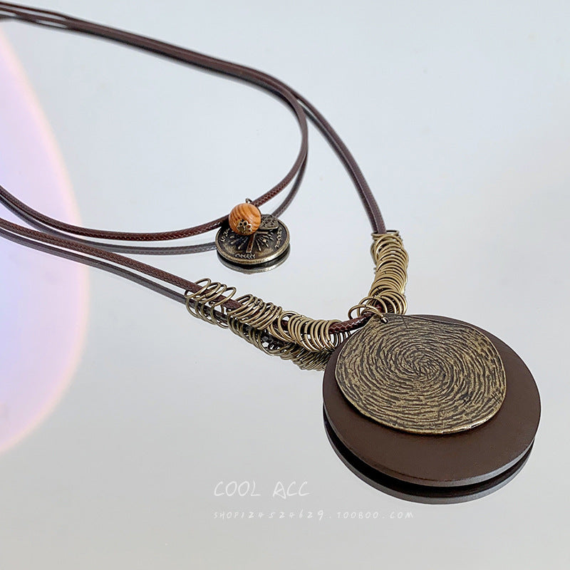 Women's Retro Fashion Long Sweater Chain Personalized Necklaces