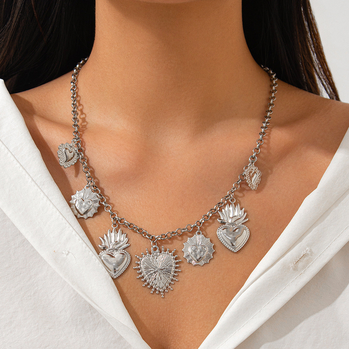 Cool Imitation Pearl Metal Heart Niche Diamond Necklaces