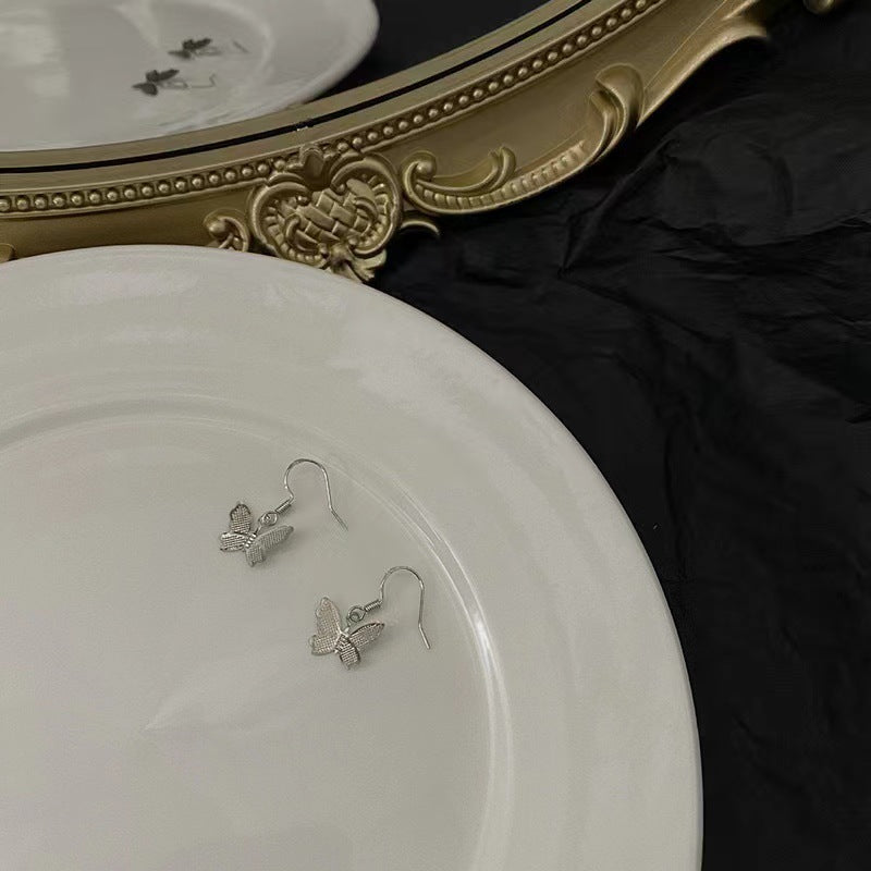 High-grade Female Niche Vintage Pearl Flower Elegant Earrings