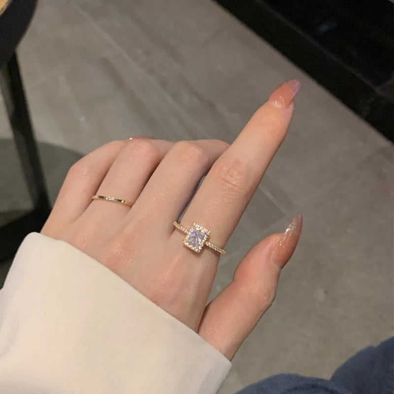 Light Luxury Zircon Super Flash Design Square Diamond Rings