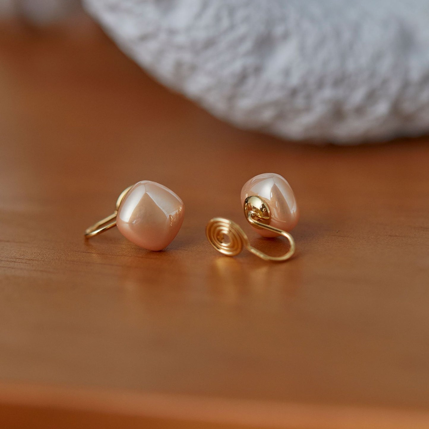 Champagne Small Square Pearl Female Daily Earrings
