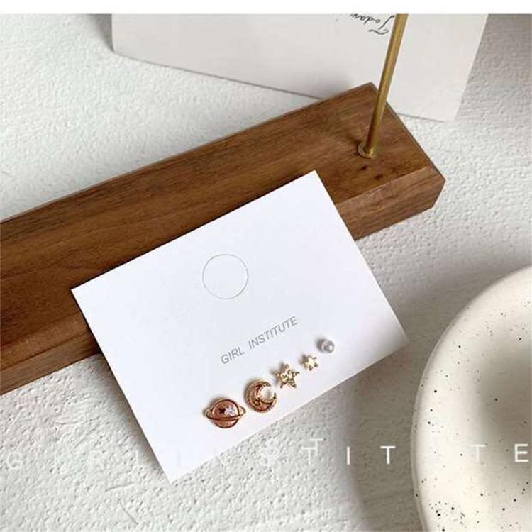 High-grade Female Niche Vintage Pearl Flower Elegant Earrings