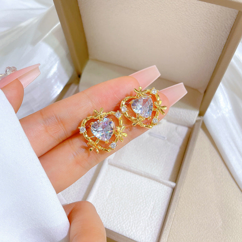 Titanium Steel Suite Light Extravagant Love Heart Flower Earrings