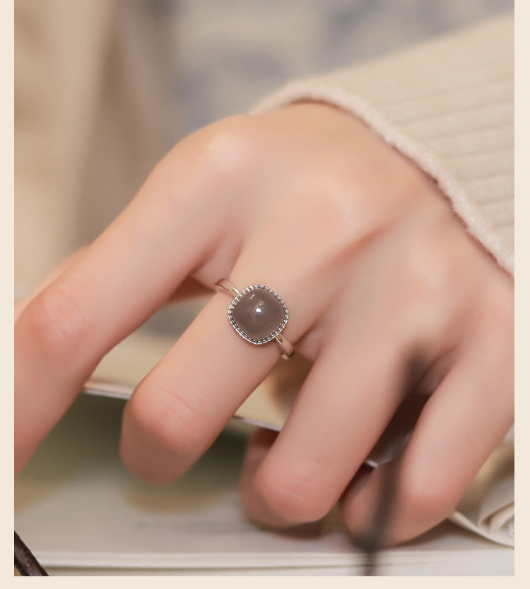 Small Sugar Cube Female White Niche Rings