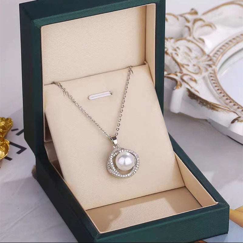 Women's Trendy Light Luxury Minority Clavicle Chain Titanium Necklaces