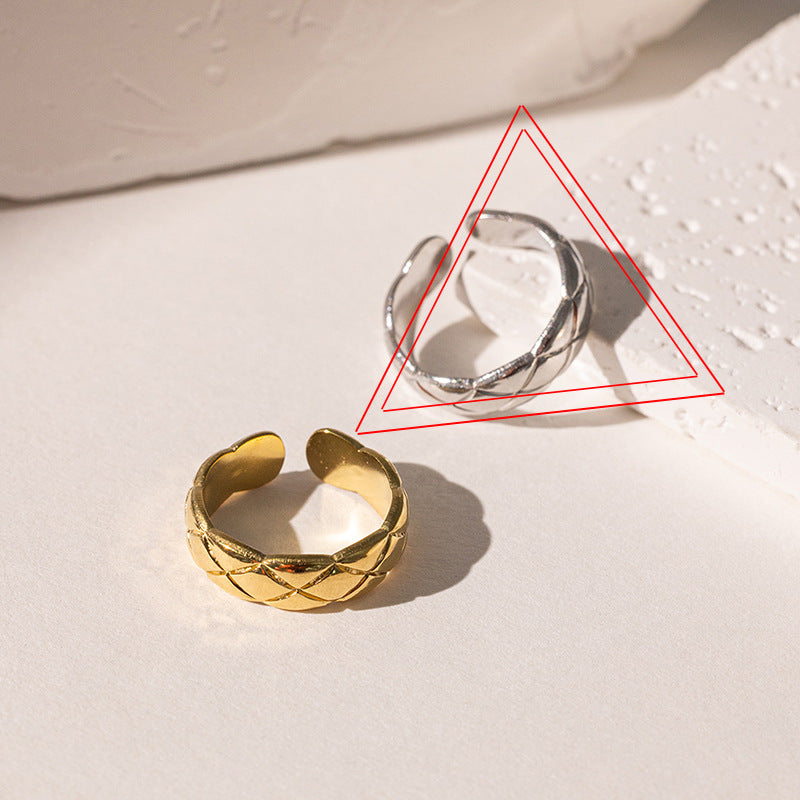 Steel Gold-plated Love Heart Flowers Glossy Rings