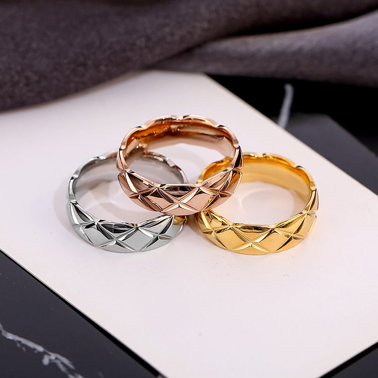Glossy Diamond Plaid Fashion Couple Titanium Rings