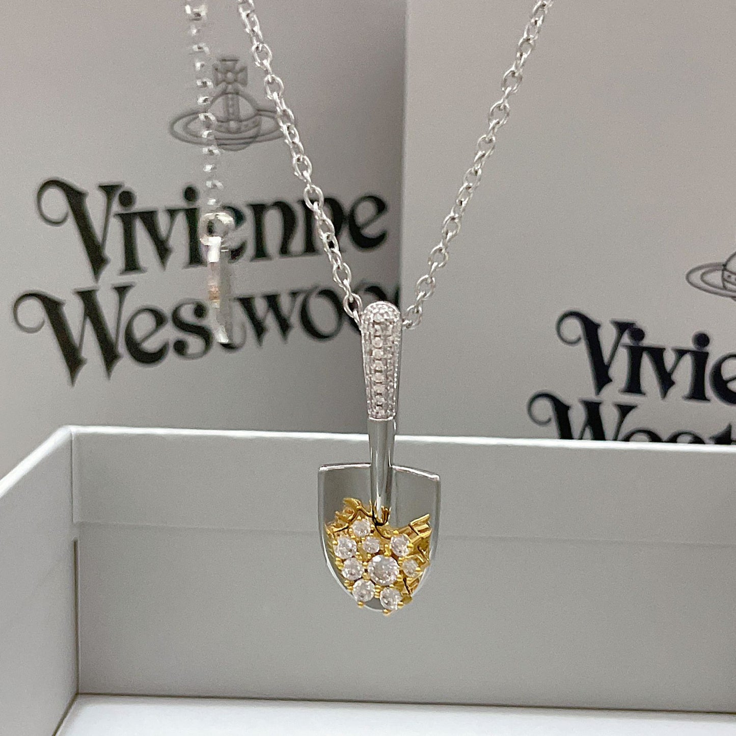 Light Luxury High-grade Feeling Micro Inlaid Zircon Niche Design Necklaces