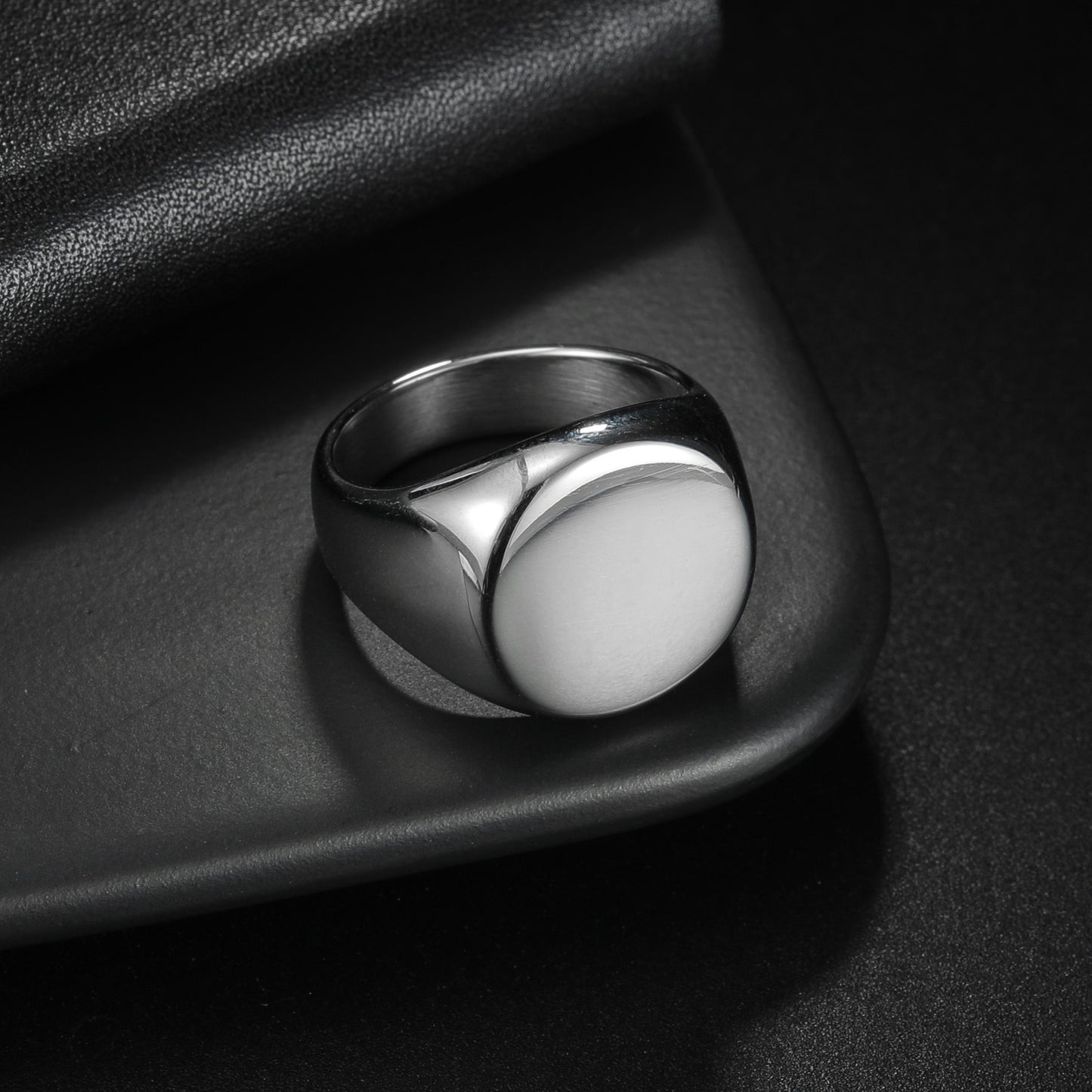 Men's Popular Titanium Steel Round Casting Stamp Rings