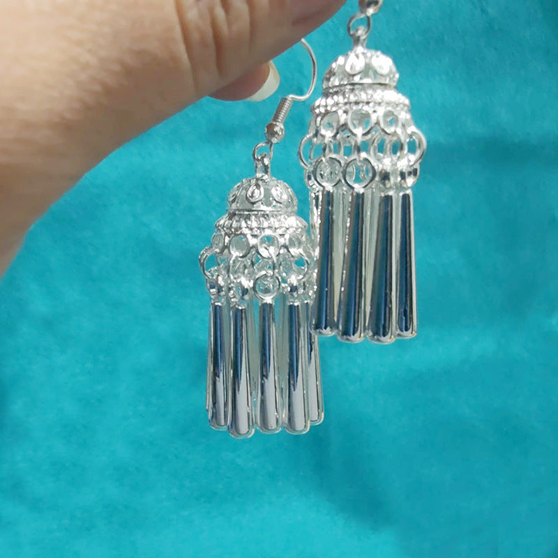 Personality Horn Bloom Vintage Eardrops Yi Earrings