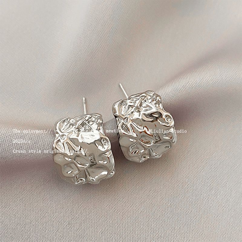 Women's Sier Simple Elegant Fashionable High-grade Niche Earrings