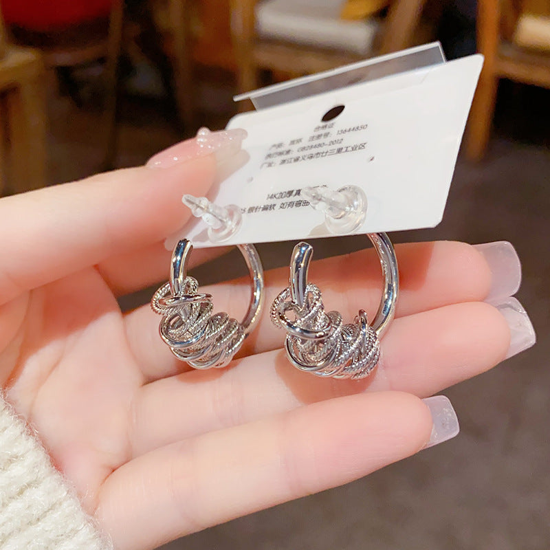 Temperament Metal Cold Style Round Design Earrings