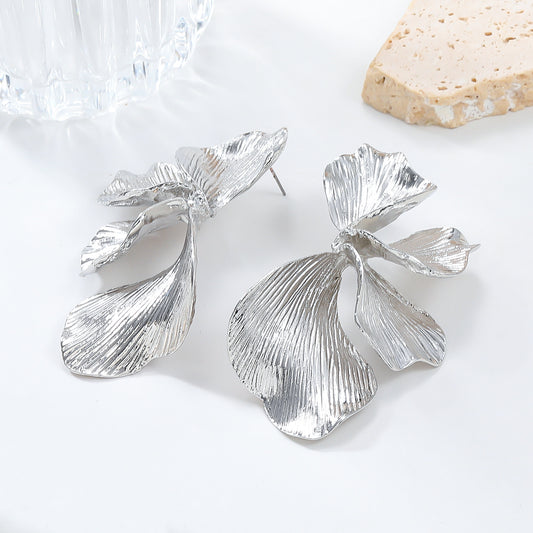 Women's Spring Alloy Flower Trendy Metal Cold Earrings