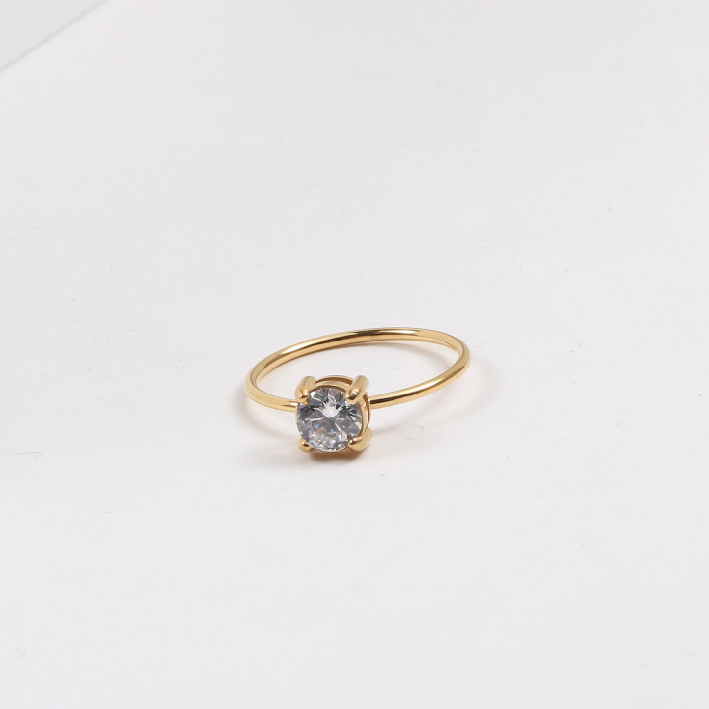 Fine Inlaid Zircon Titanium Steel Gold Rings