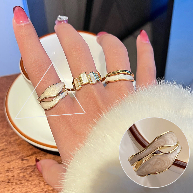 Women's Shaped Retro Stylish Water Drop Texture Rings