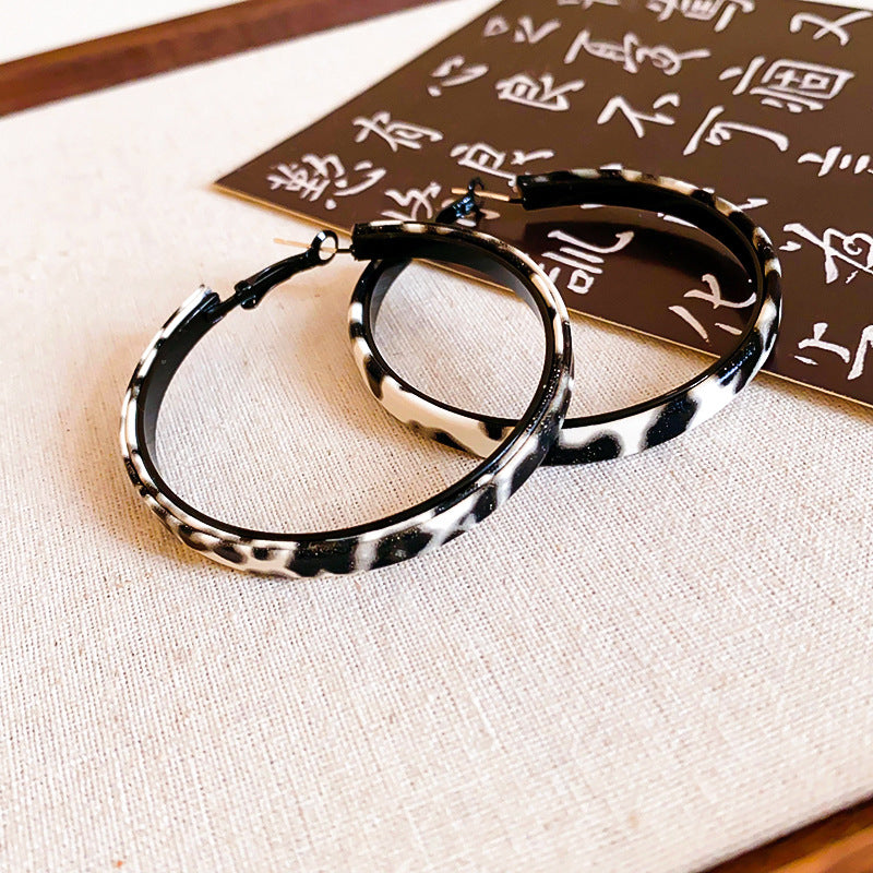 Leopard Print Artificial Leather Ear Fabulous Earrings