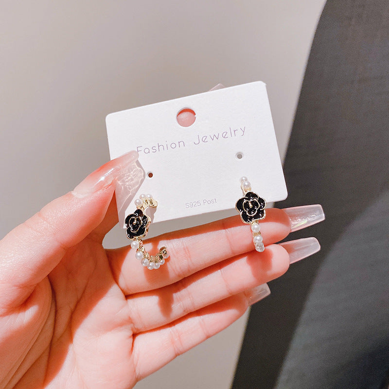 Women's Vintage Pearl Drop Oil Camellia For Graceful Earrings