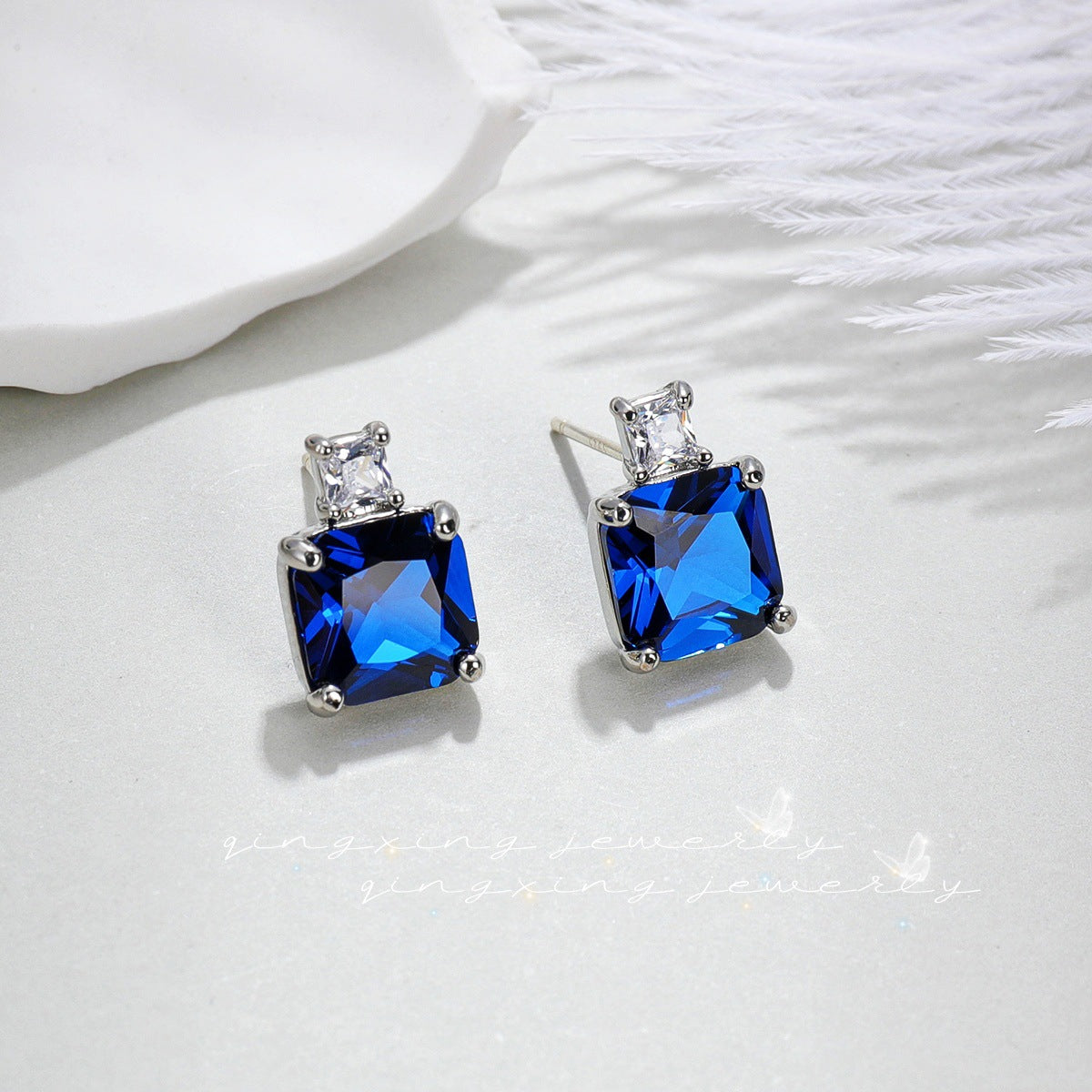 Style Fashionable Square Blue Pointed Zircon Red Earrings