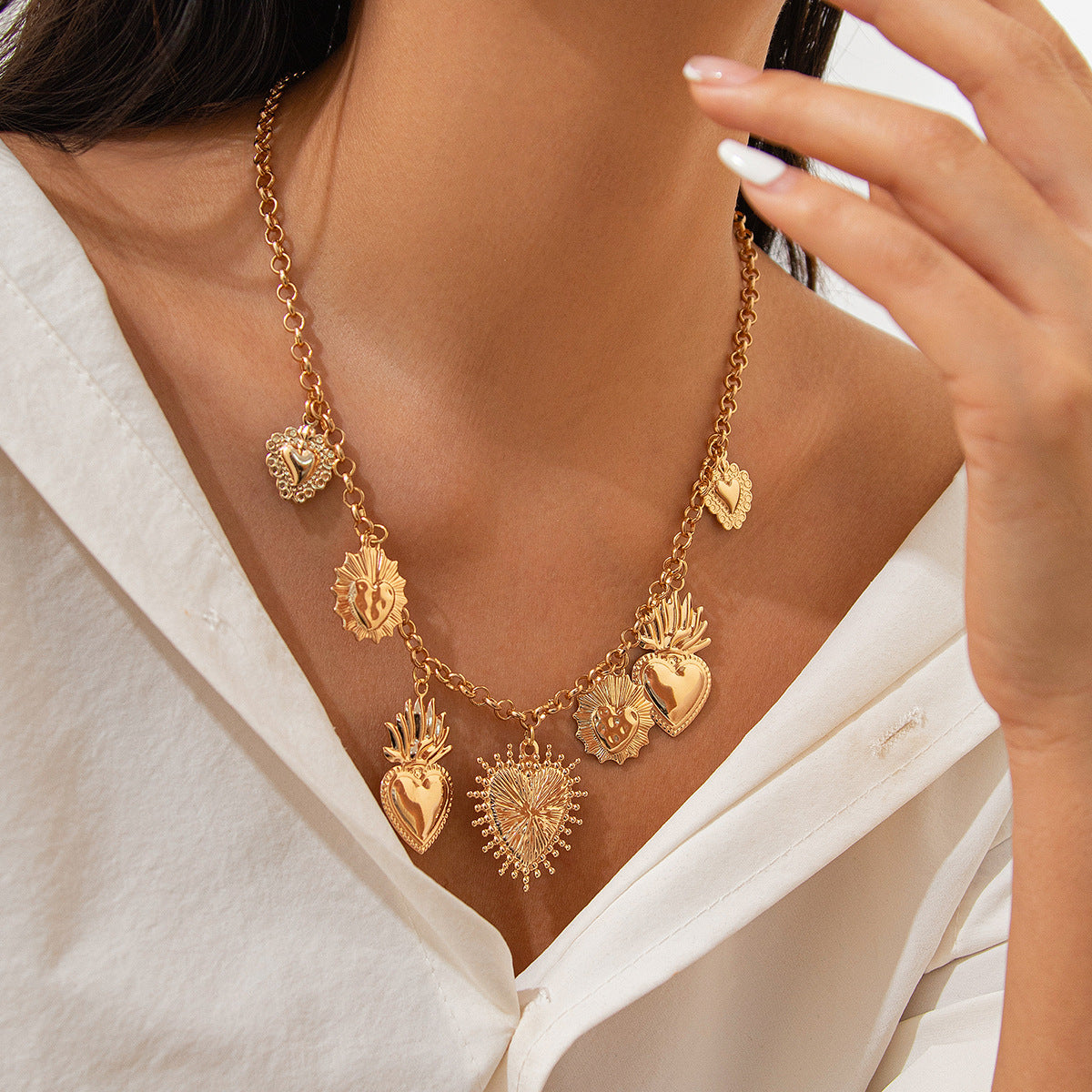 Cool Imitation Pearl Metal Heart Niche Diamond Necklaces