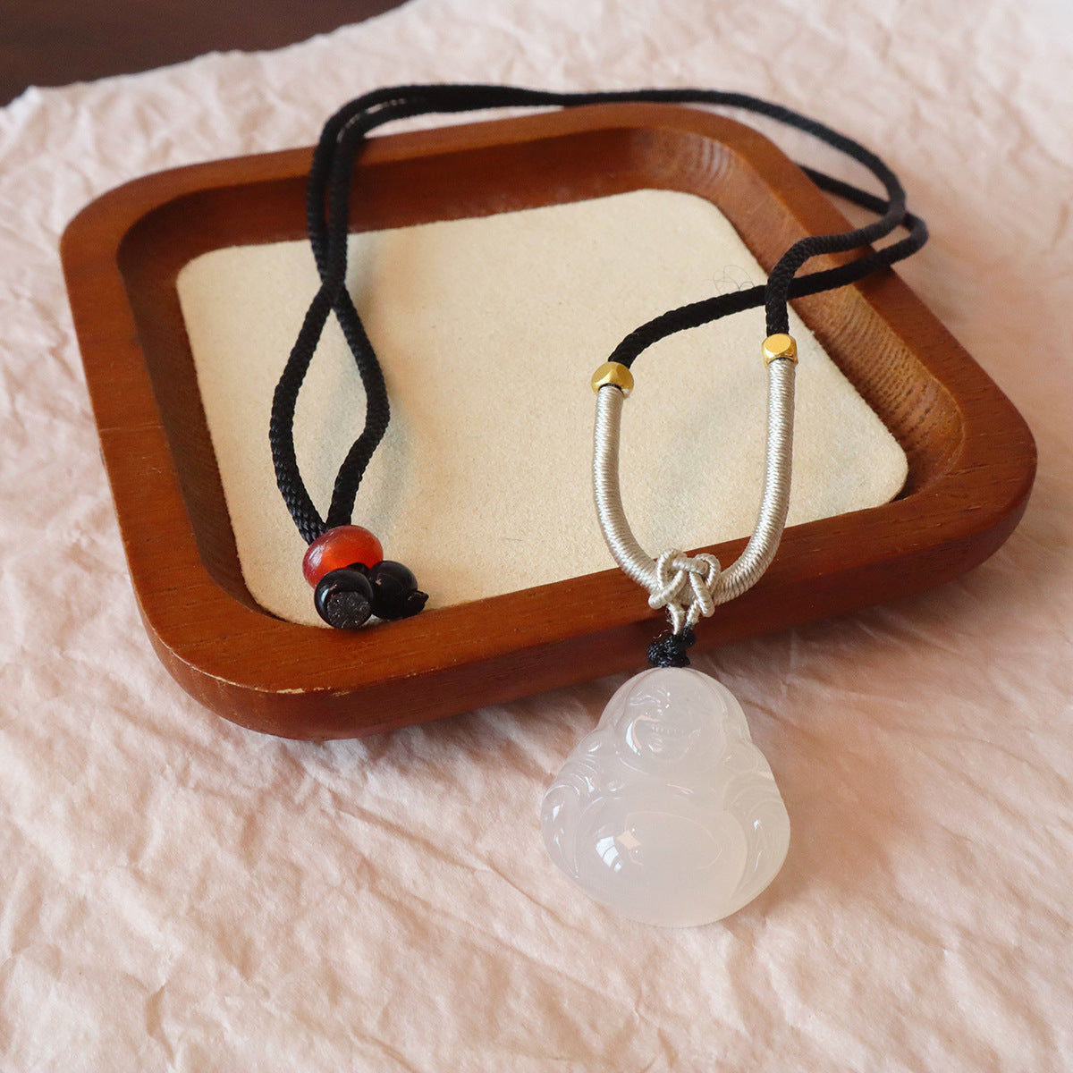 Buckle Chalcedony Fox Gourd Flower Moon Necklaces
