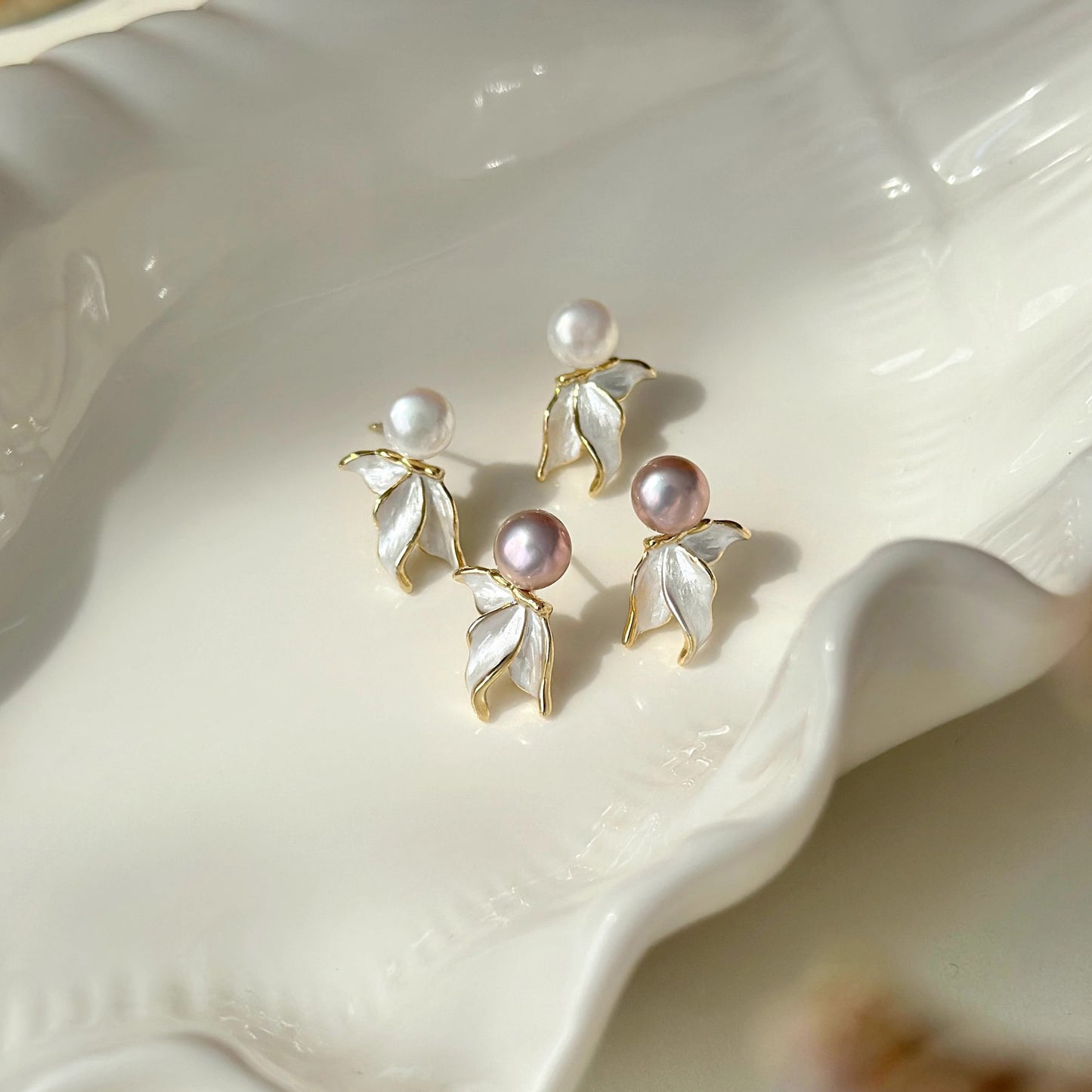 Fishtail Pearl Female Gentle Light Luxury Earrings