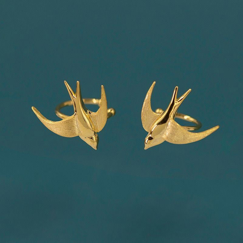 Women's Style Fashionable Swallow Ear Imitation Sier Clip Retro Earrings