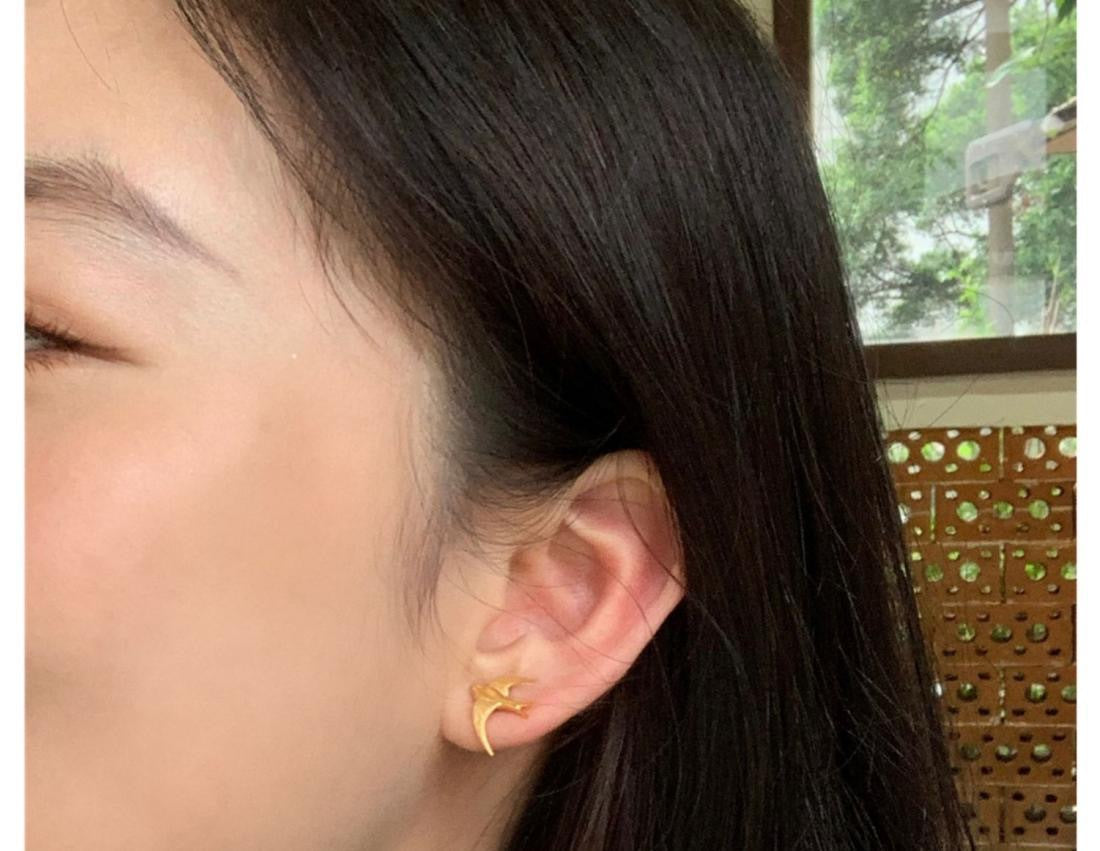 Women's Style Fashionable Swallow Ear Imitation Sier Clip Retro Earrings