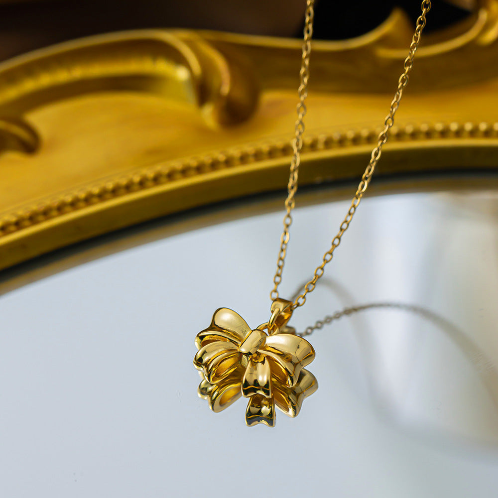 Women's Princess Bowknot Titanium Steel Gold-plated Copper Clavicle Necklaces