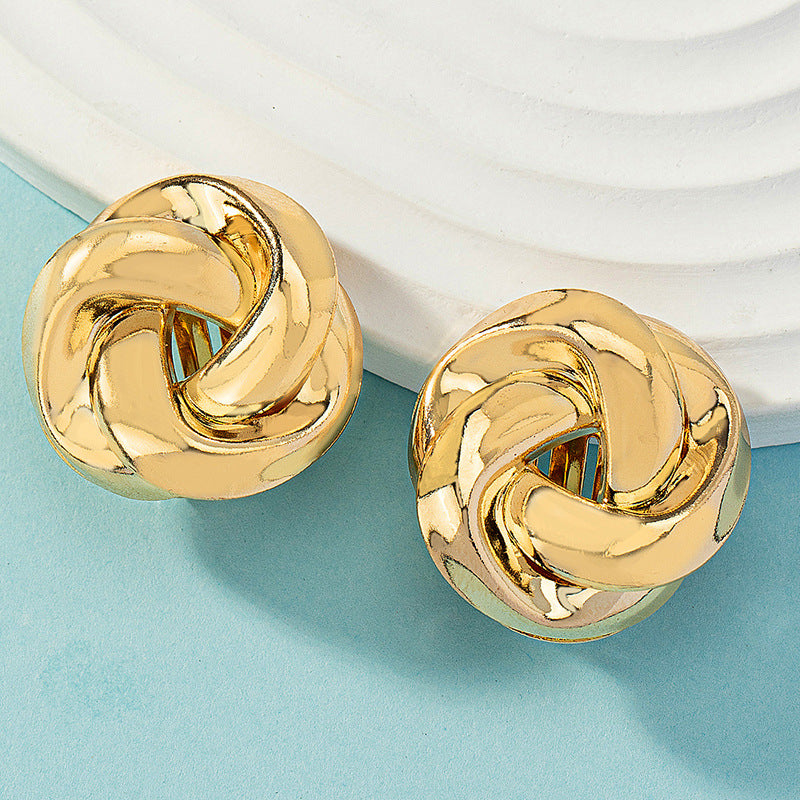 Elegant Metal Personality Button Hipster Retro Earrings
