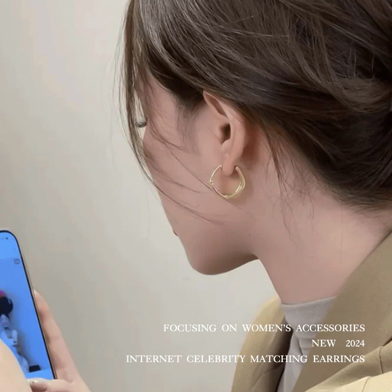 Metal French Style High-grade Frosted Hoop Earrings