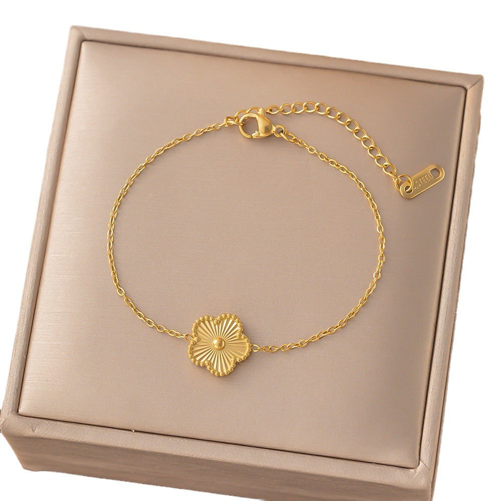 High-grade Niche Pork Belly Clover Female Trendy Necklaces