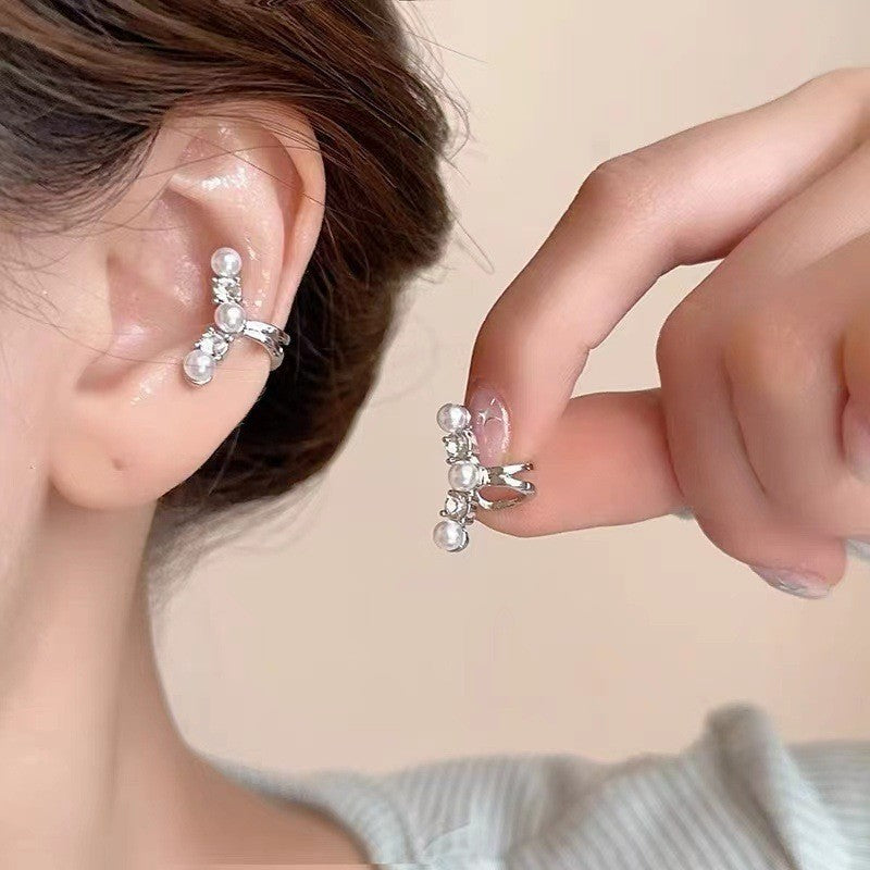 High-grade Female Niche Vintage Pearl Flower Elegant Earrings