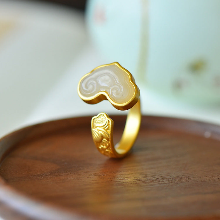 Women's Retro Sier-plated Imitation Jade Antique Accessories Rings