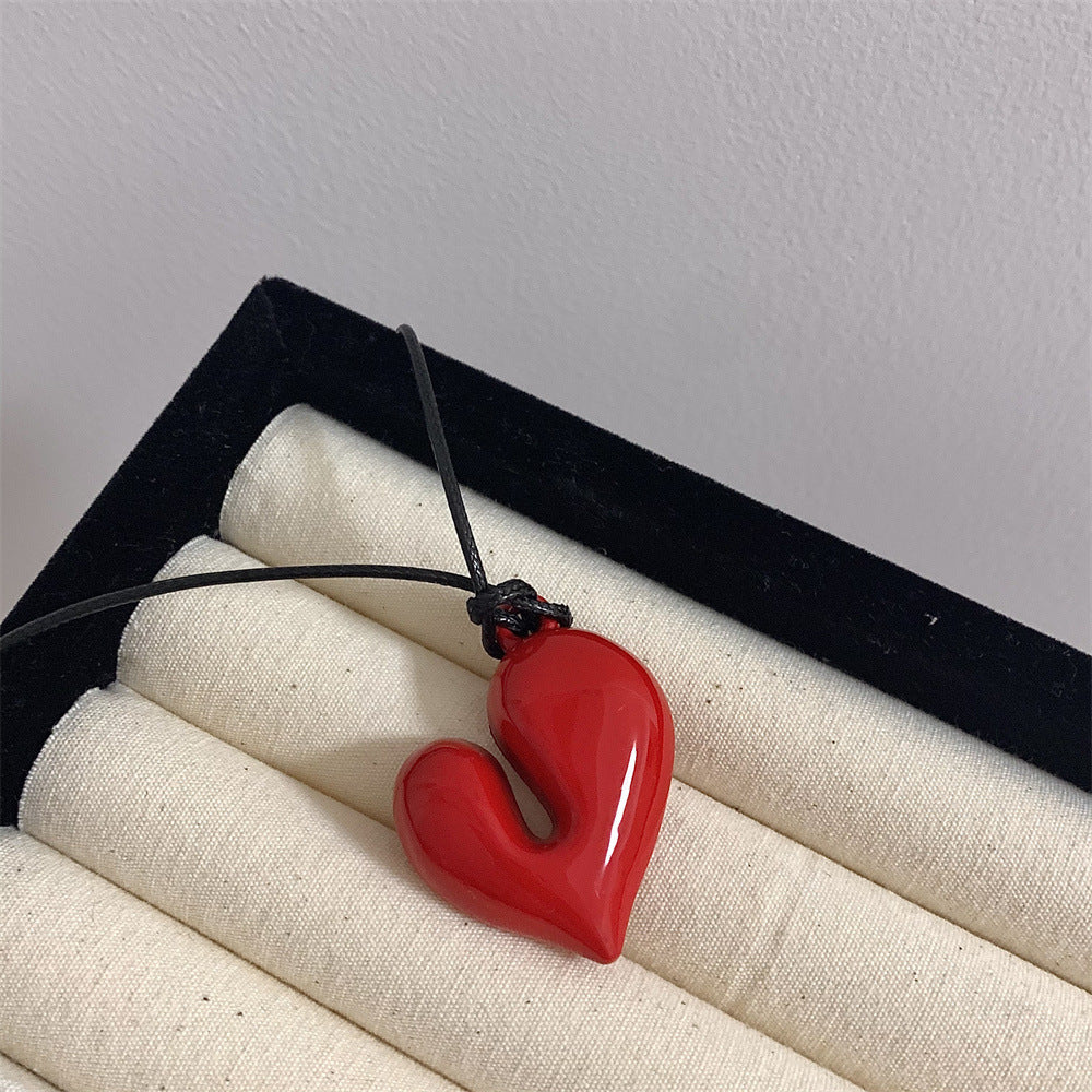 Women's Niche Sweet Cool Irregular Heart Pull Necklaces