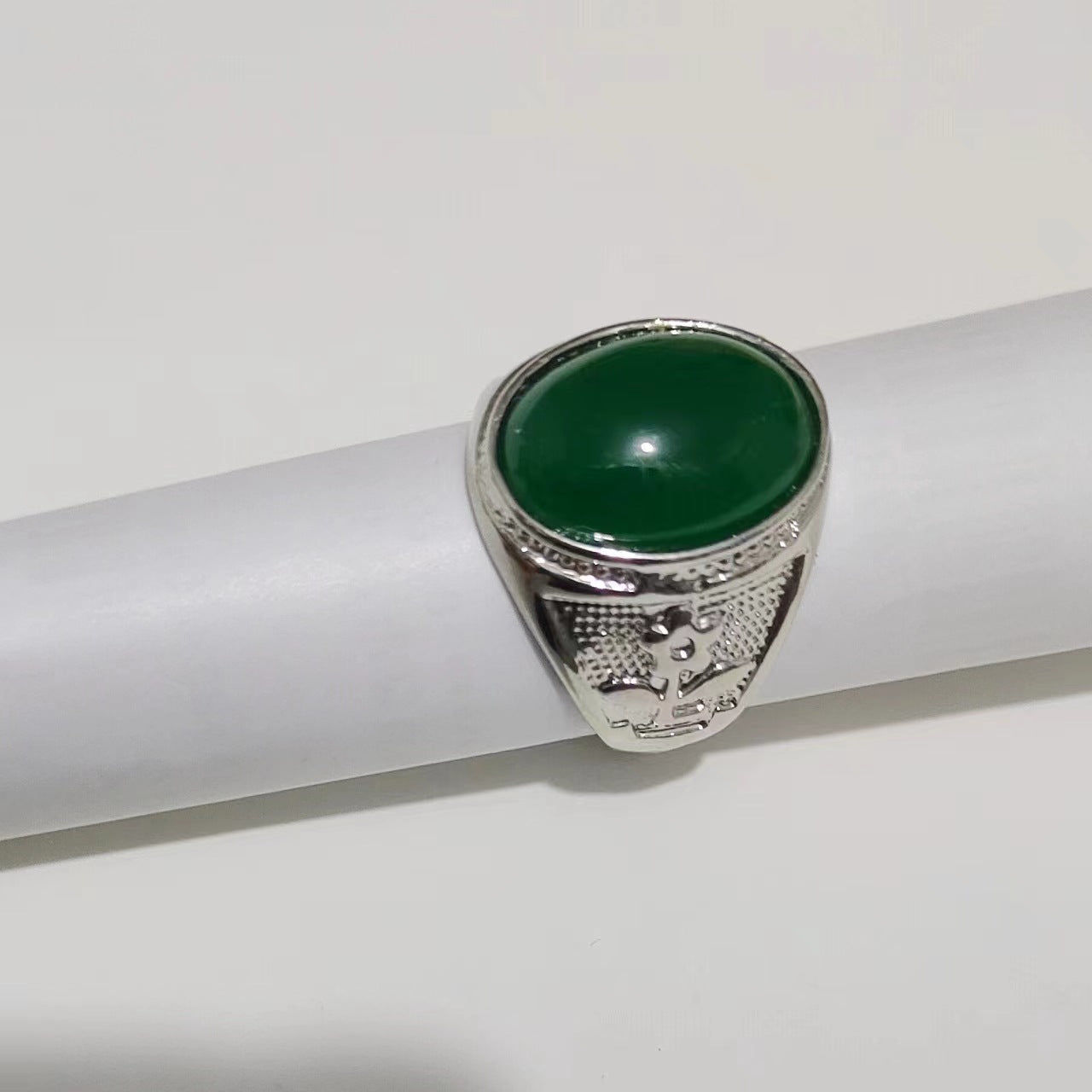 Men's Sier Emerald Retro Hollow Open Mouth Rings