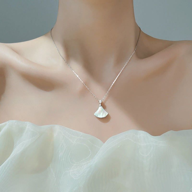 Women's Fan-shaped For Spring Small Skirt Simple Necklaces