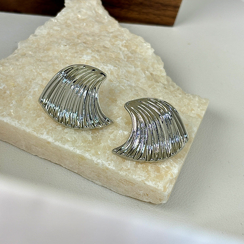 Design Sense Affordable Luxury Fashion Female Personality Earrings