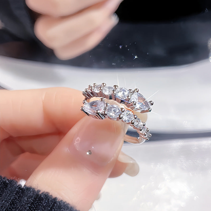 Shiny Refined Zircon Style Light Luxury Rings