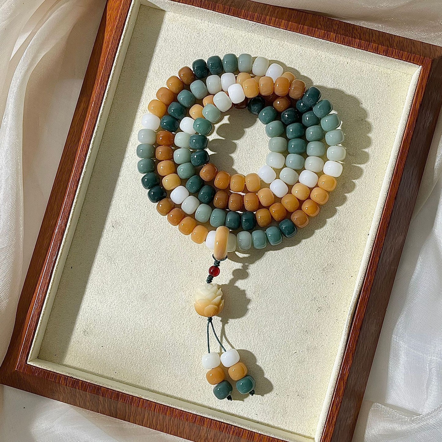 Old Materials Bodhi Root Halter Design Bracelets