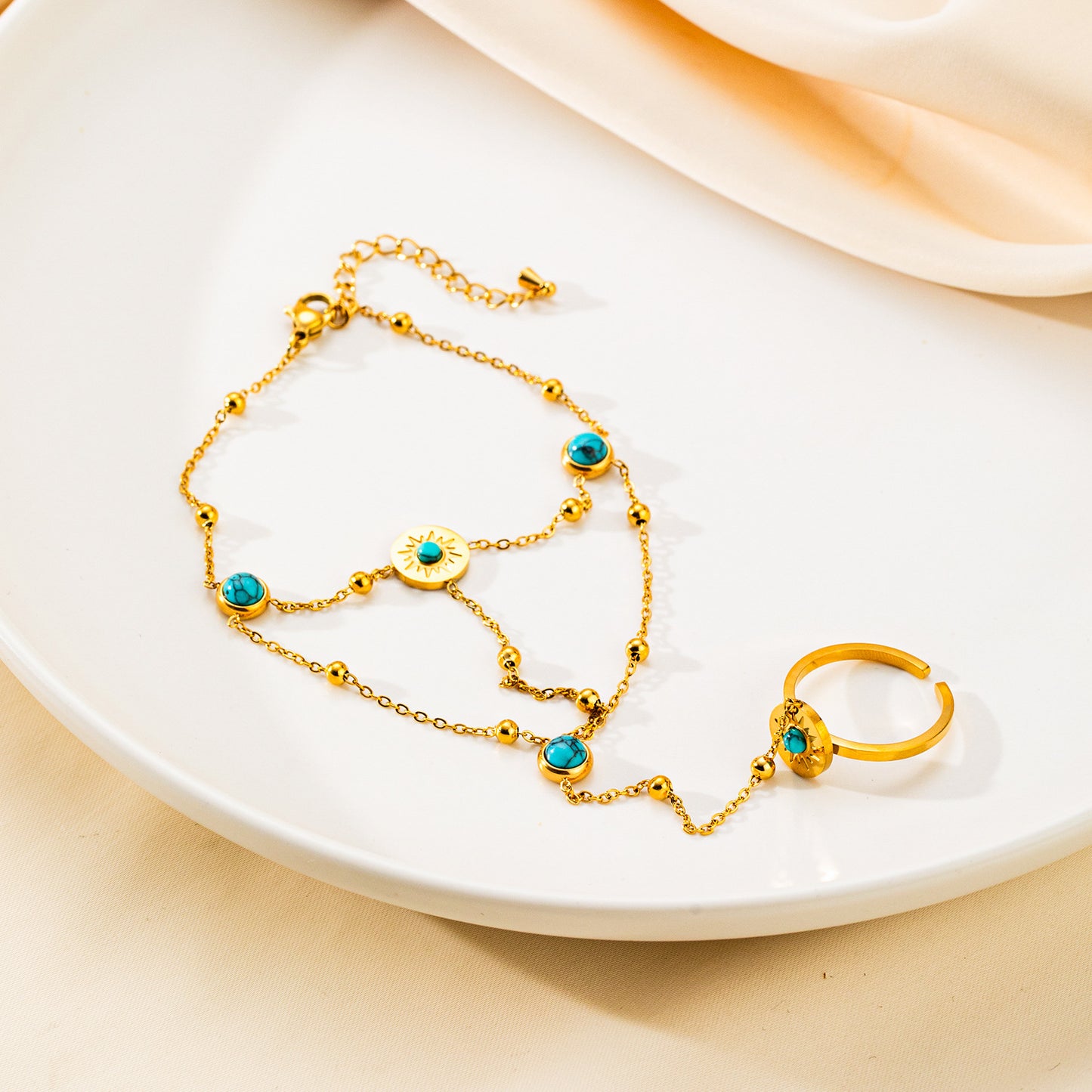 Women's Integrated Shell Turquoise Finger Chain Titanium Bracelets