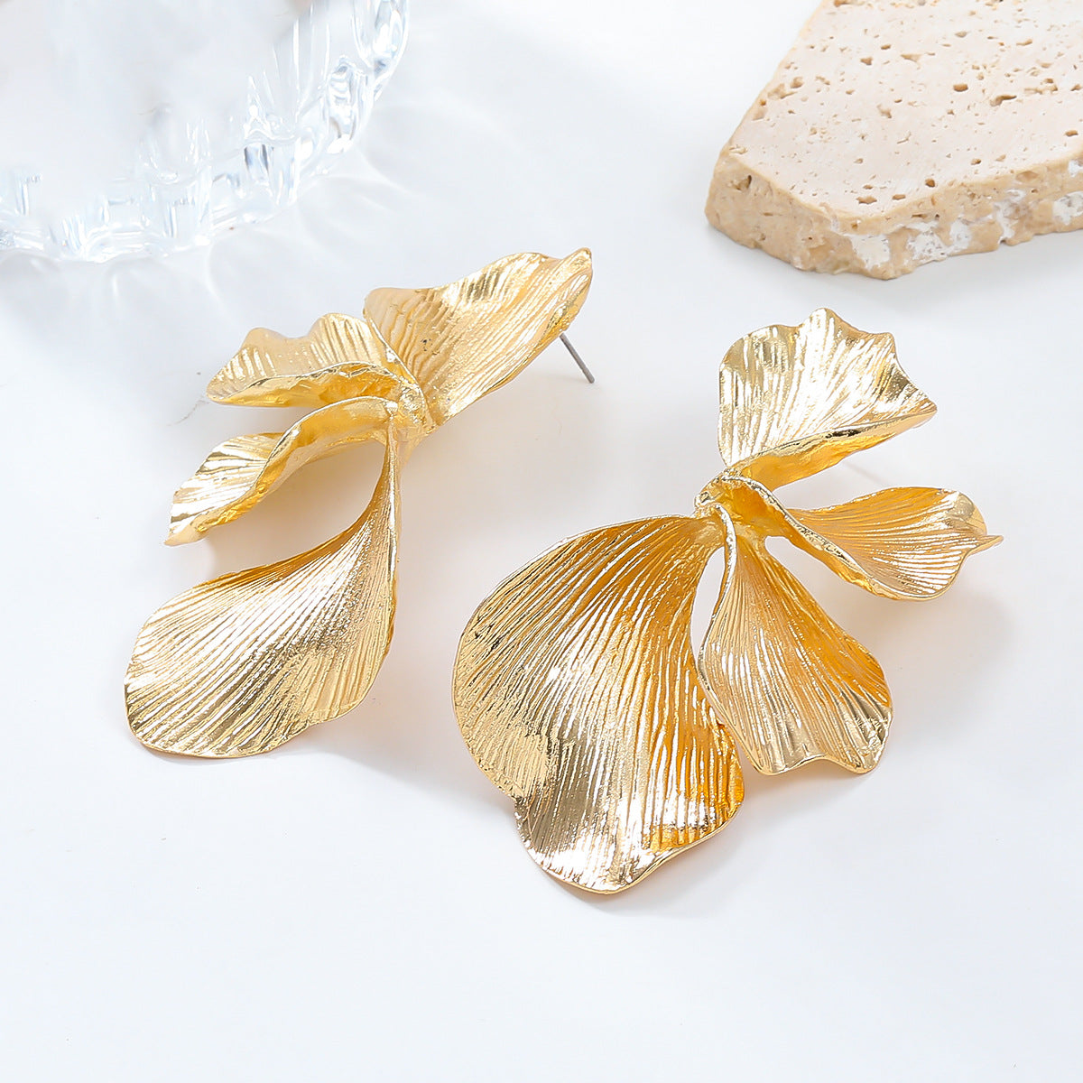 Women's Spring Alloy Flower Trendy Metal Cold Earrings