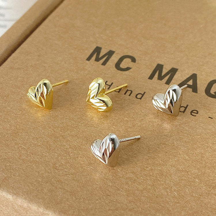 Sier High-grade Exquisite Small Ear Three-dimensional Carven Design Earrings