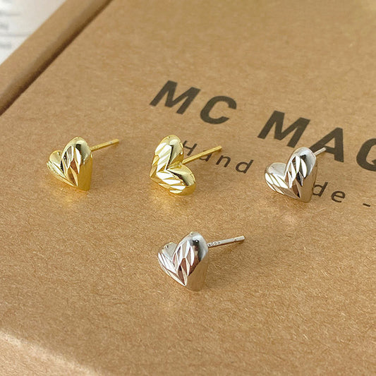 Sier High-grade Exquisite Small Ear Three-dimensional Carven Design Earrings