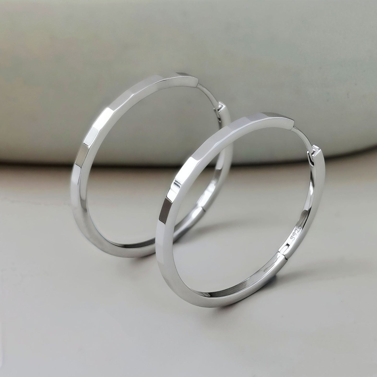Personality Big Circle Super Flash Carven Earrings